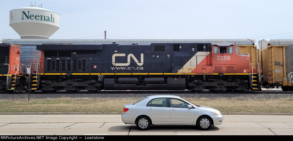 CN 2256